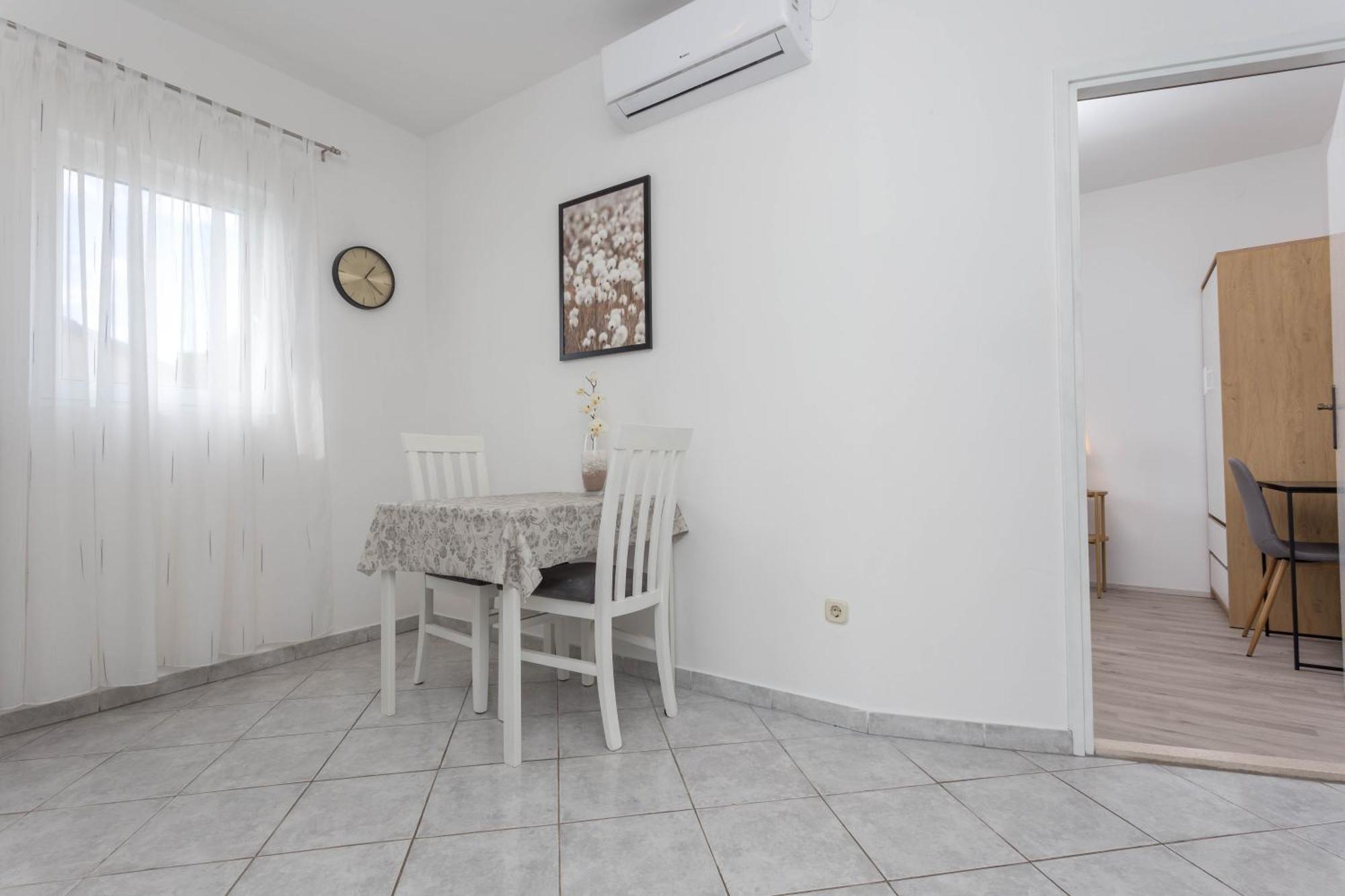 Anita Apartament *